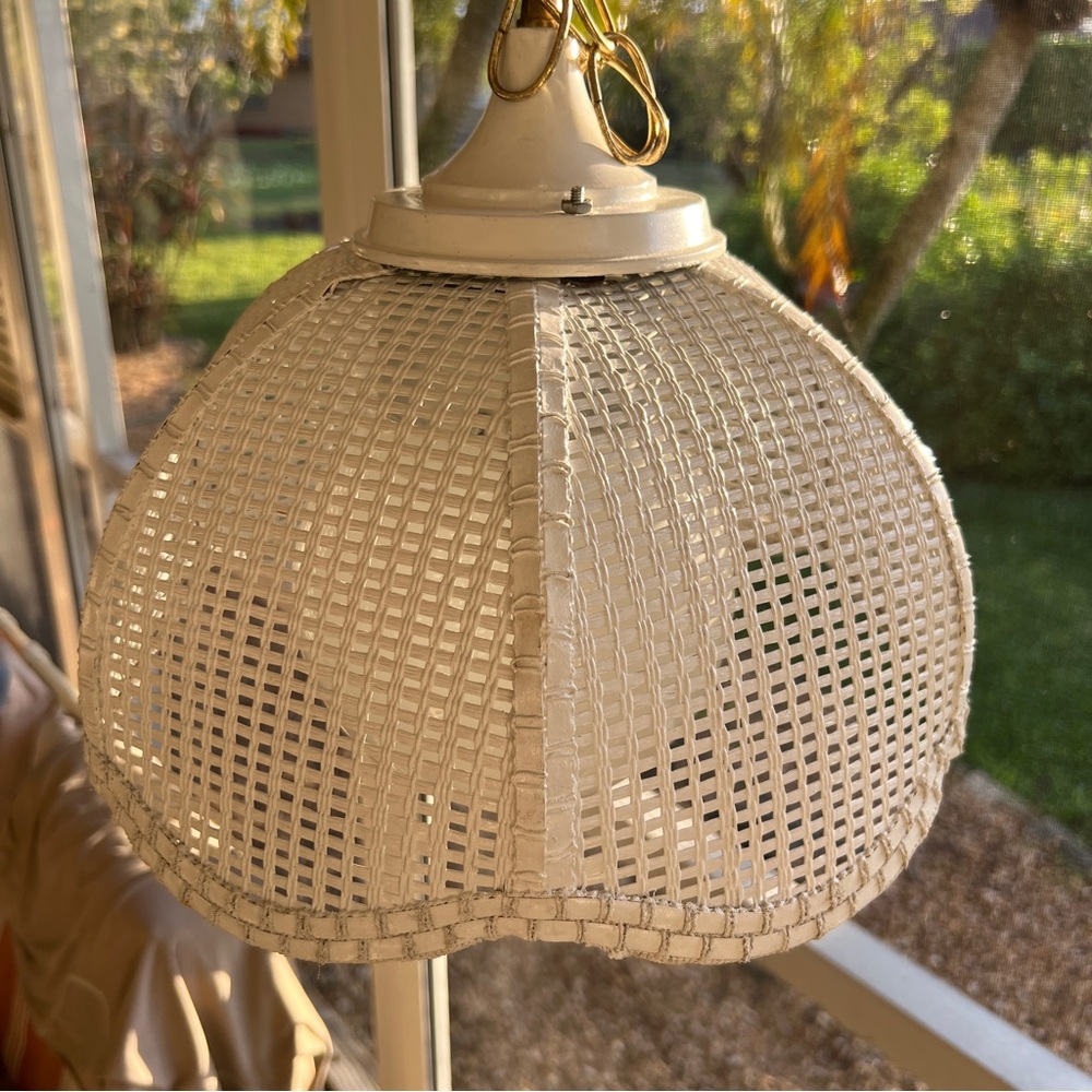 Vintage Retro White Wicker Swag Hanging Lamp Light Boho Bohemian 70s